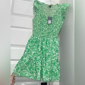 Universal Thread Green Textured Top